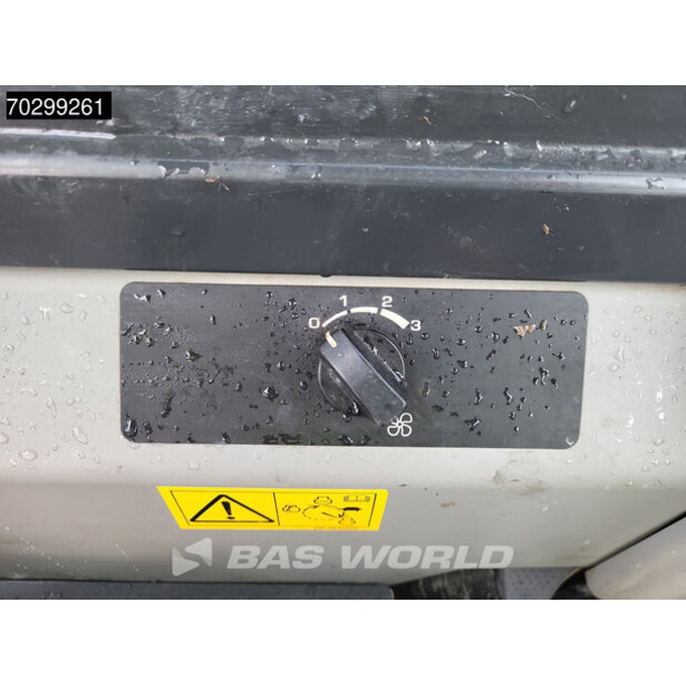 2020 كوماتسو PC55MR-5E0-43899237