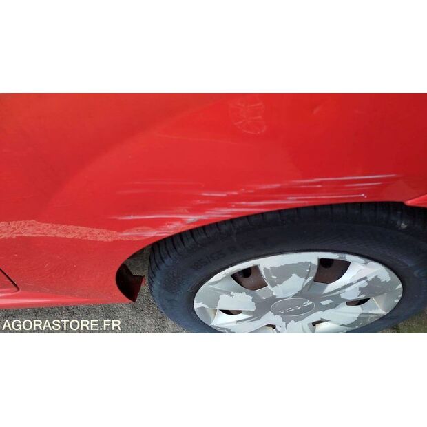 2010 داسيا LOGAN-43912357