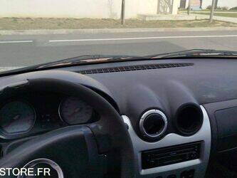 2010-dacia-logan-1388129-43912360