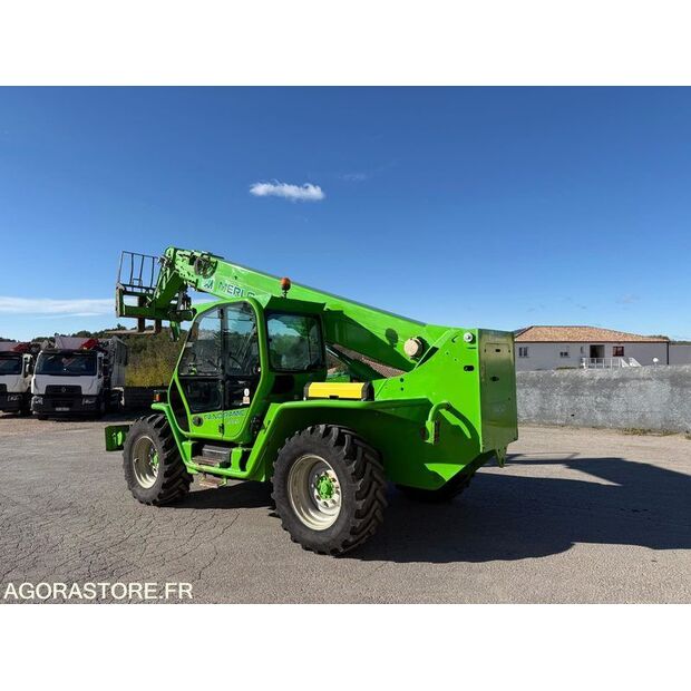 2018 ميرلو P40.17-43912833