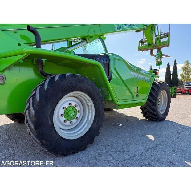 2018 ميرلو P40.17-43912841