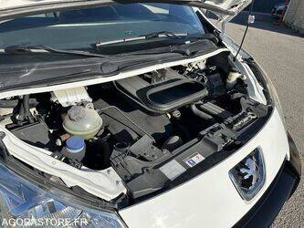 2011-peugeot-expert-1388182-43913125