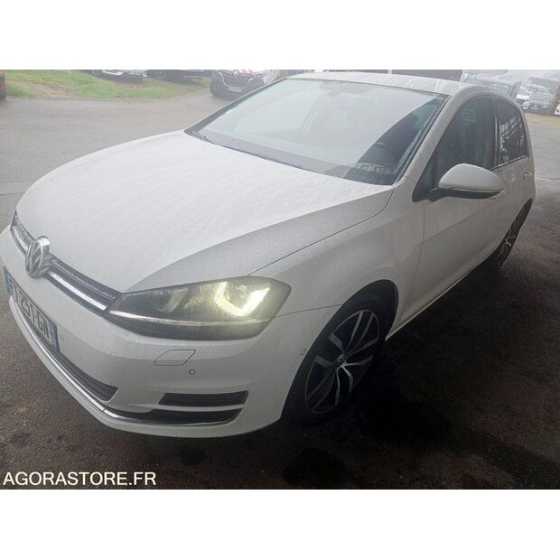 2013 Volkswagen Golf-43913286