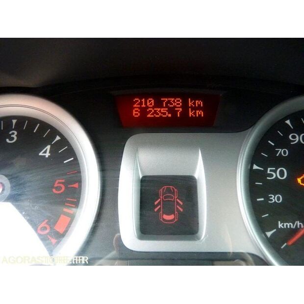 2013 Renault Clio-43913655