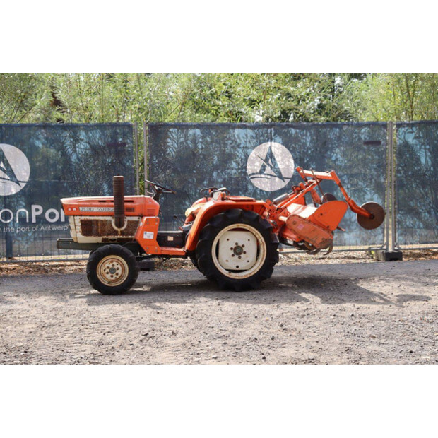 KUBOTA ZB1600-43914138