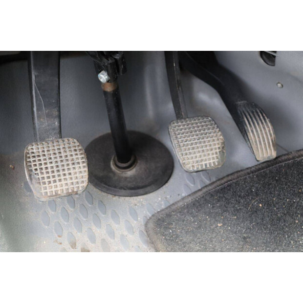 2004 Iveco Daily 35S-43914181