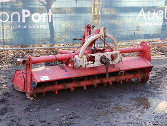 صورة ل معدات الزراعة والغابات ميتسوبيشي R1725ss