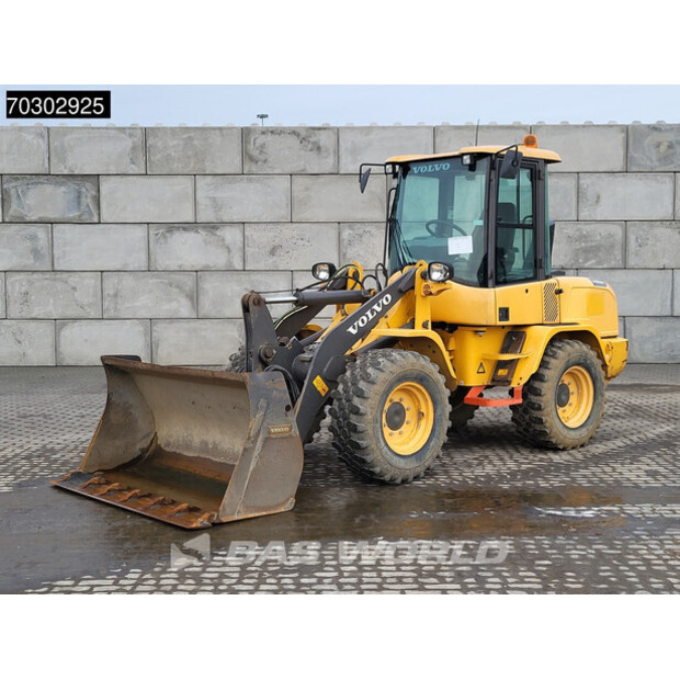 2017 Volvo L30G-43915320