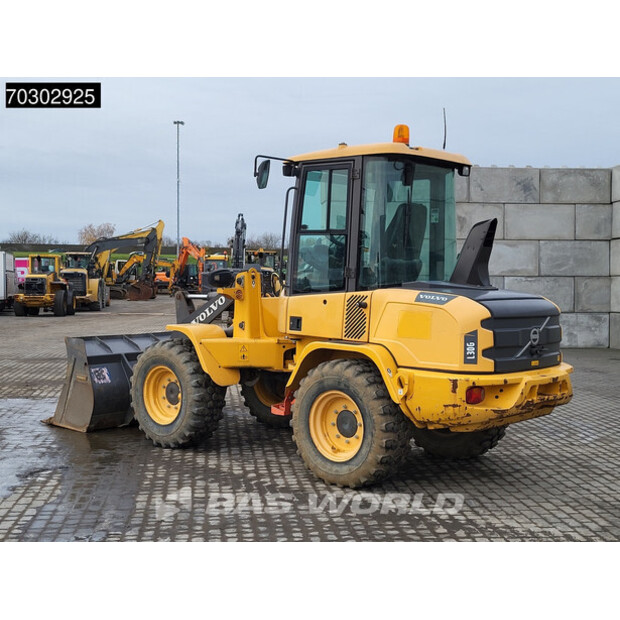 2017 Volvo L30G-43915324