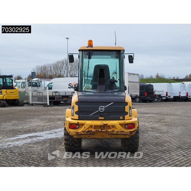 2017 Volvo L30G-43915325