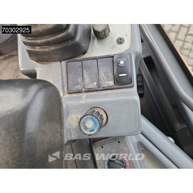 2017 Volvo L30G-43915355