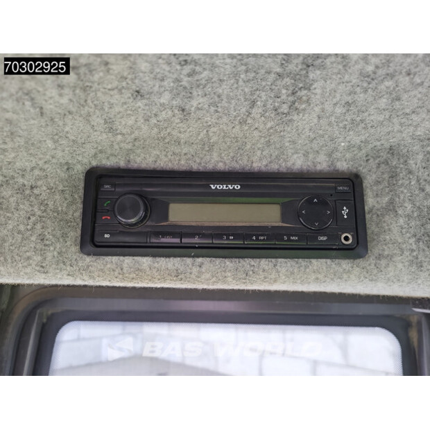 2017 Volvo L30G-43915359