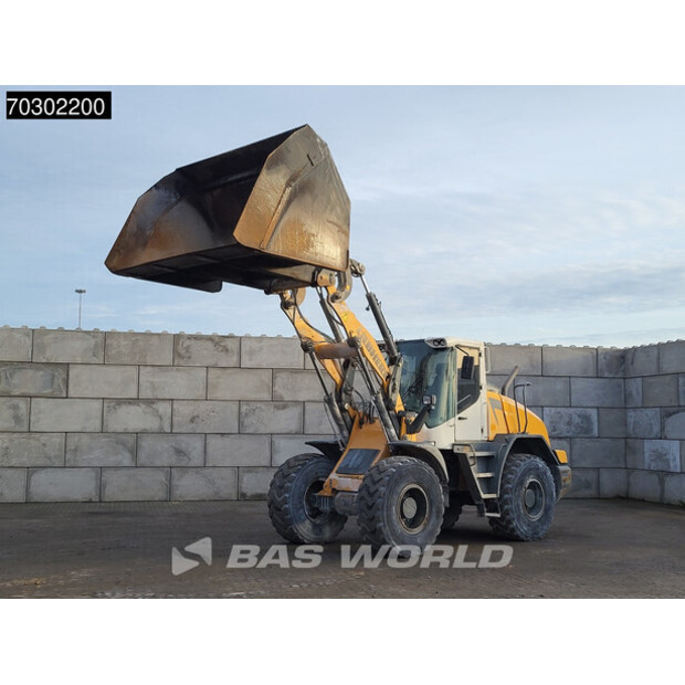 2013 ليبهير L538-43916110