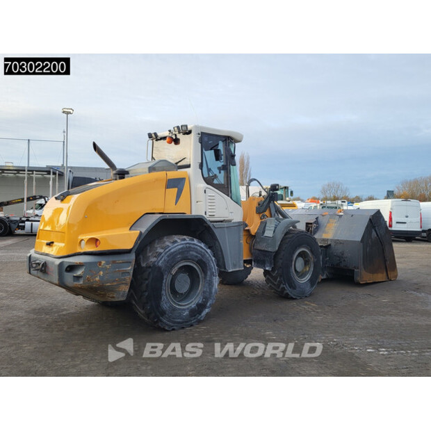 2013 ليبهير L538-43916117