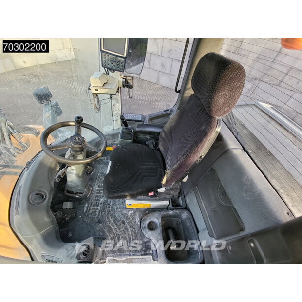 2013 ليبهير L538-43916146