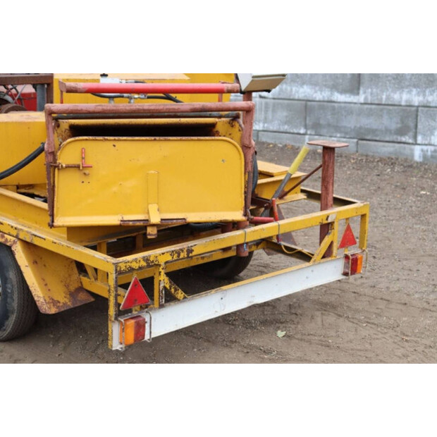 1977 بيترس AIIZH-43916167