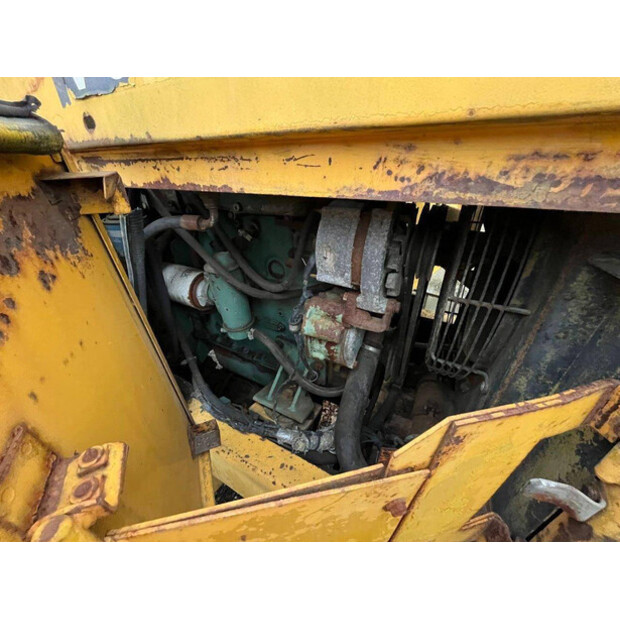 فولفو BM L50-43916251