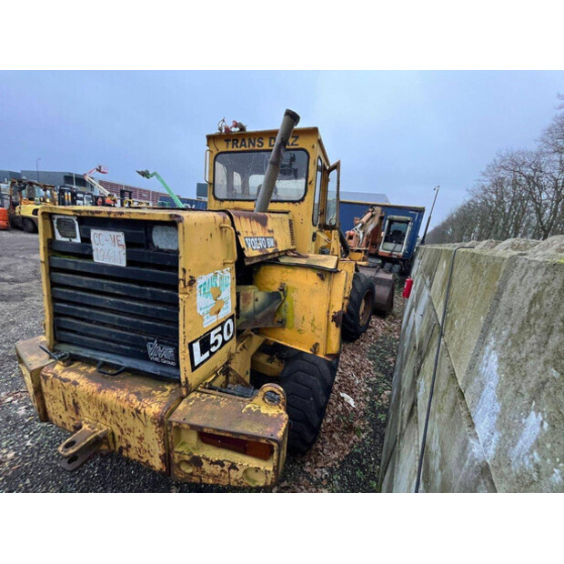 فولفو BM L50-43916253