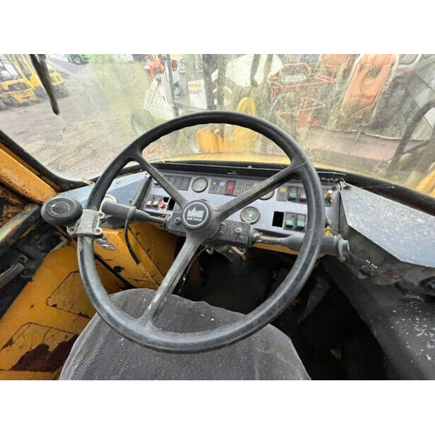 فولفو BM L50-43916256