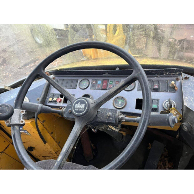 فولفو BM L50-43916258