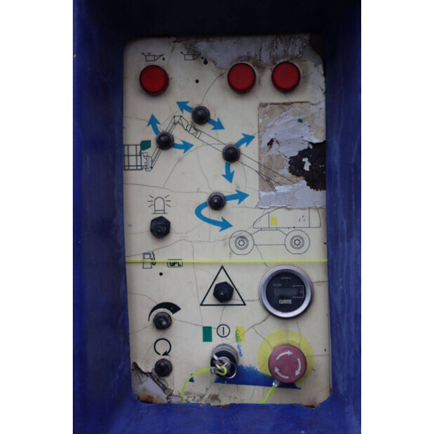 2000 هولوت H23TPX-43916778