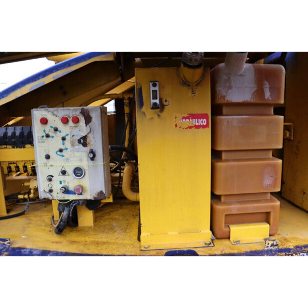 2000 هولوت H23TPX-43916780