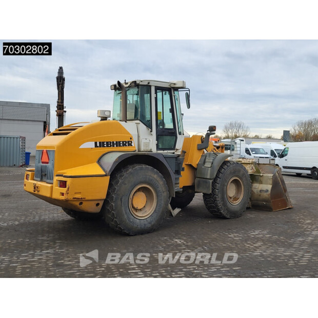 2005 ليبهير L538-43916919