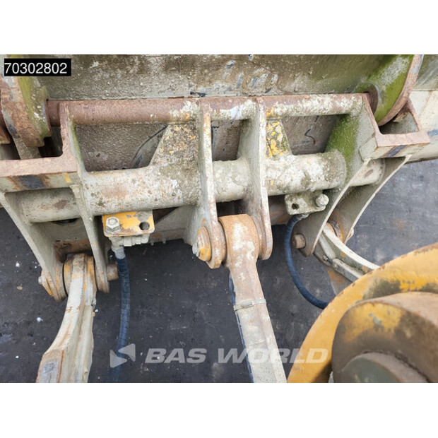 2005 ليبهير L538-43916926