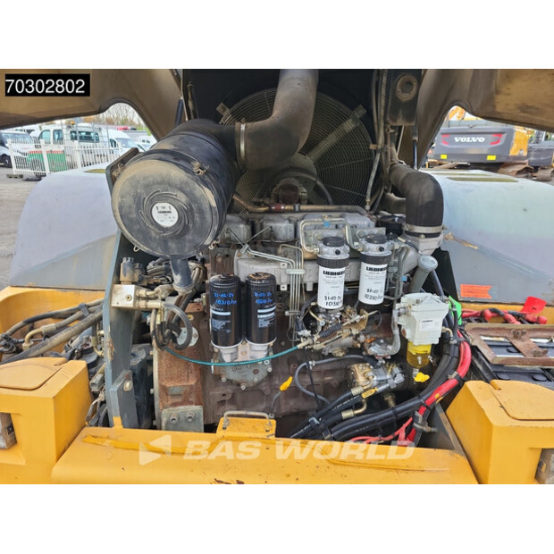 2005 ليبهير L538-43916931