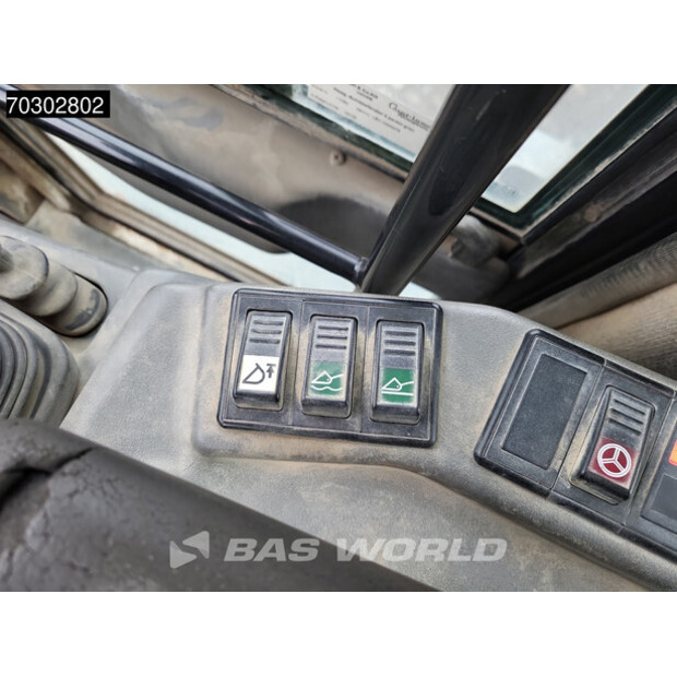 2005 ليبهير L538-43916946