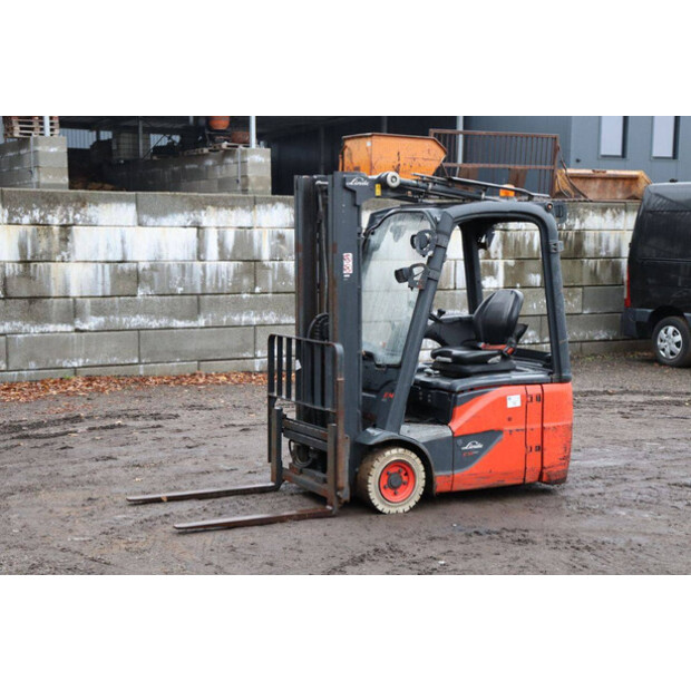 2017 ليندي E14-02-43917126