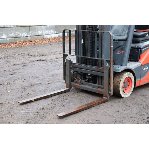 2017 ليندي E14-02-43917127