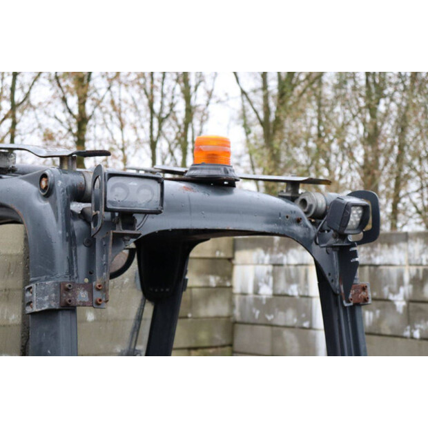 2017 ليندي E14-02-43917136