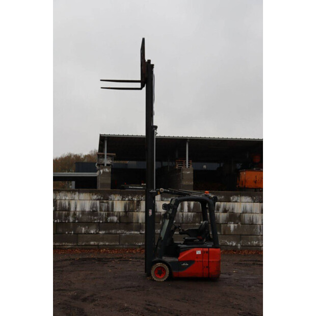 2017 ليندي E14-02-43917150