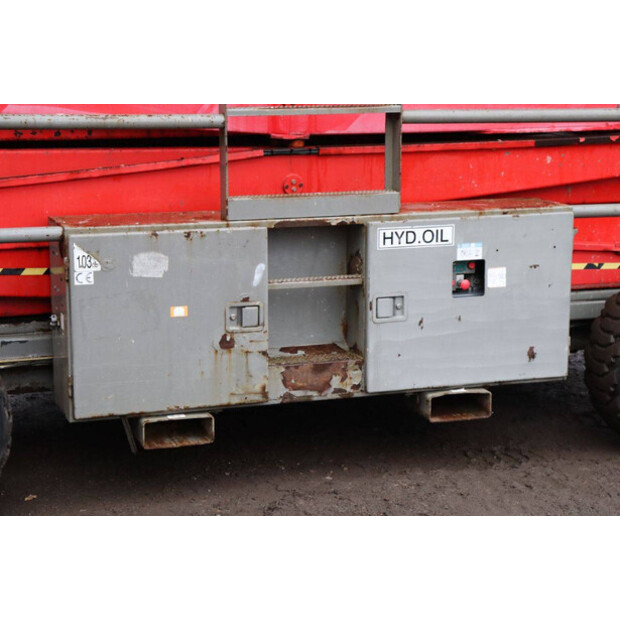 2013 SkyJack SJ 9250-43917311