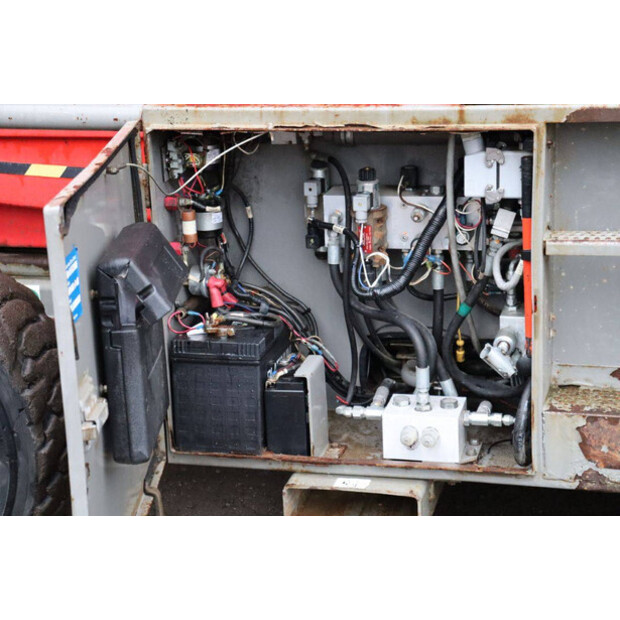 2013 SkyJack SJ 9250-43917319