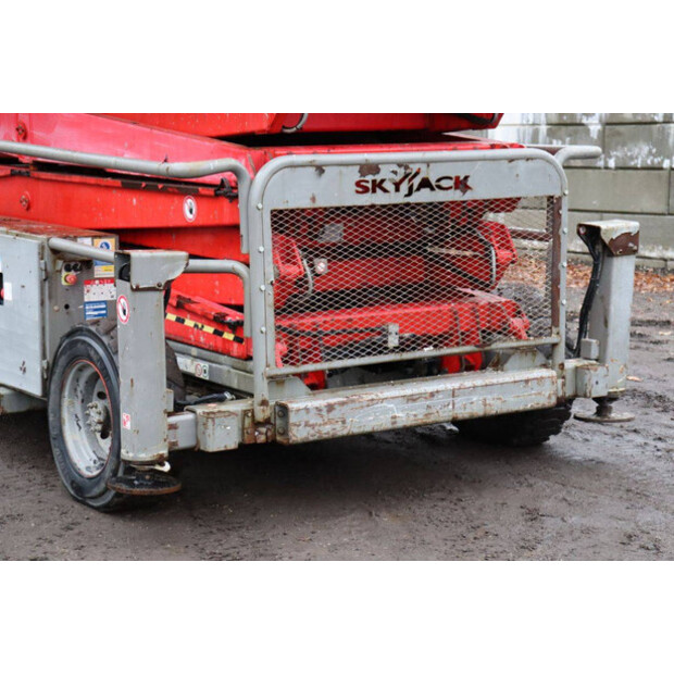 2013 SkyJack SJ 9250-43917325