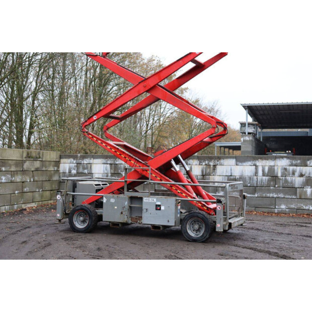 2013 SkyJack SJ 9250-43917358