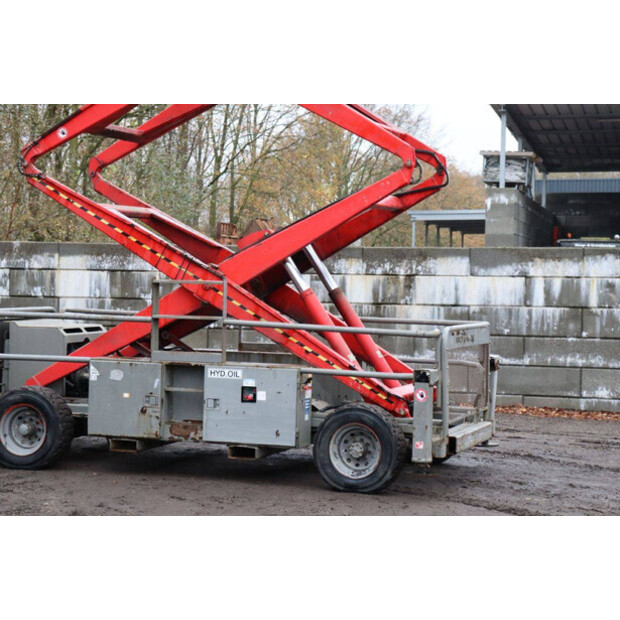 2013 SkyJack SJ 9250-43917359