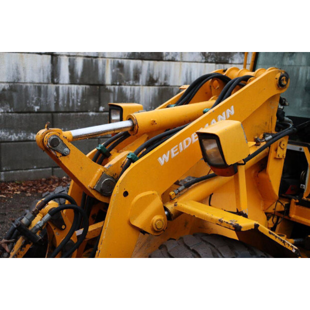 2004 Weidemann P50-43917462