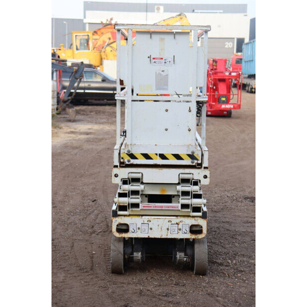 2015 جيه ال جي 1930ES-43917682