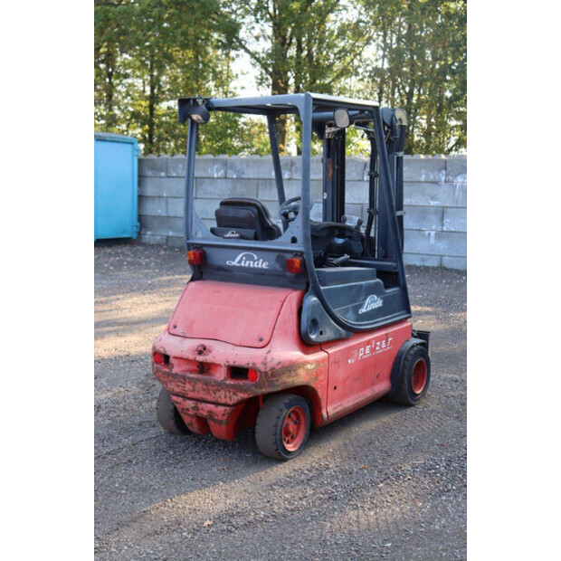 2005 Linde E20P-02-43917853