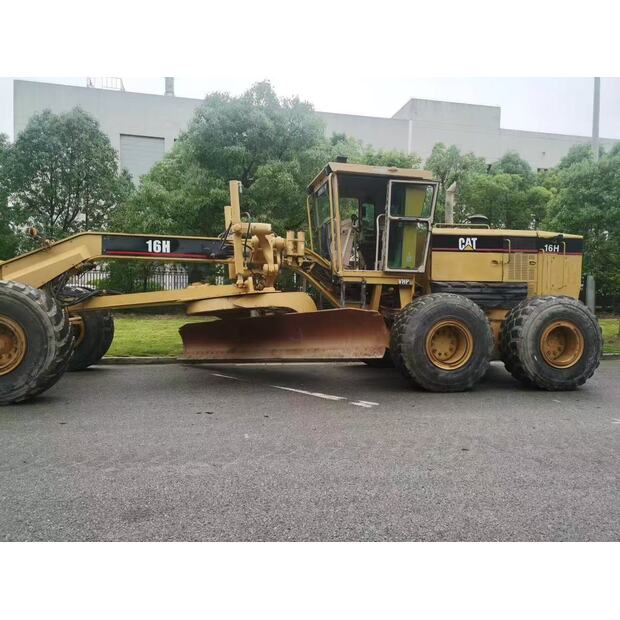 2018 Caterpillar 16H-43918237