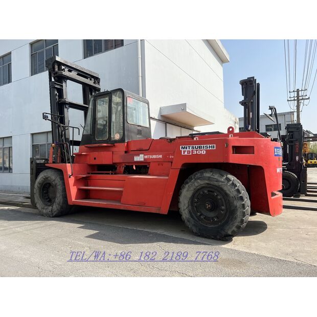 2019 MITSUBISHI FD300-43918293