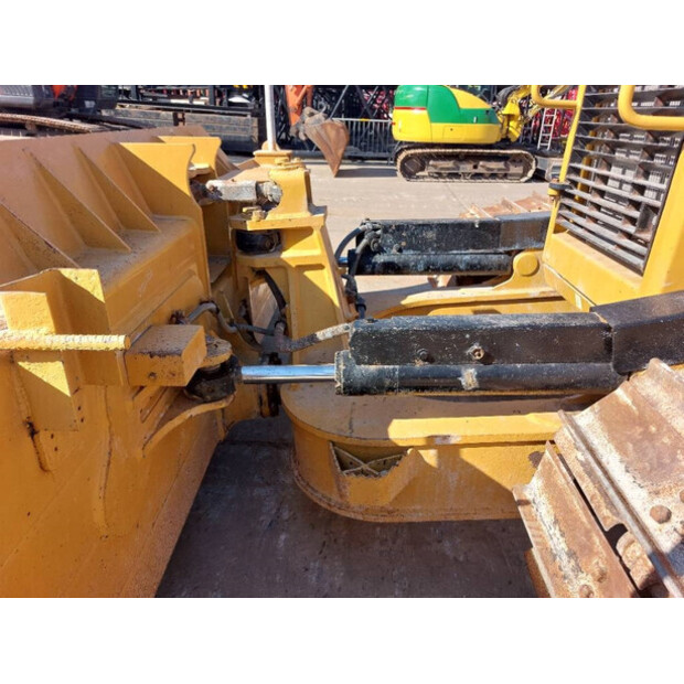 2017 كاتربيلر D6N LGP-43918353