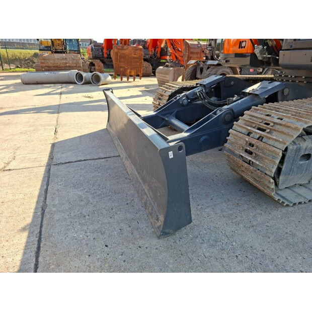 2023 Develon DX225LC-7-43918367