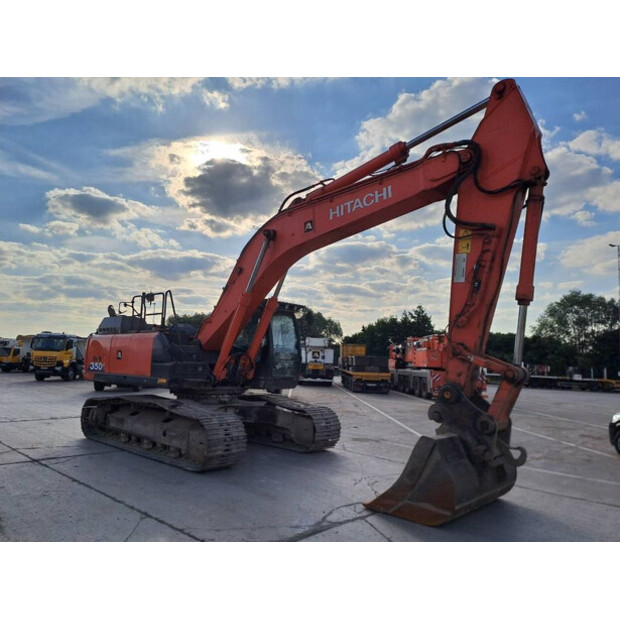 2017 Hitachi ZX350LC-6-43918386