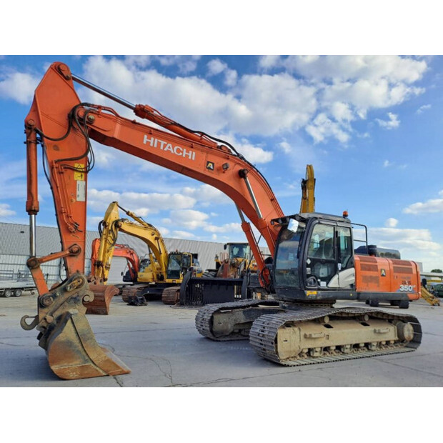 2017 Hitachi ZX350LC-6-43918387