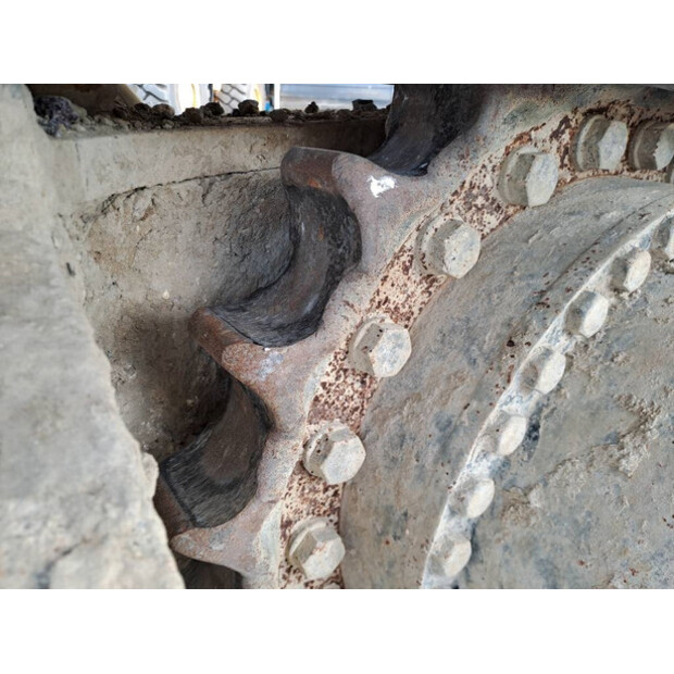 2017 Hitachi ZX350LC-6-43918395