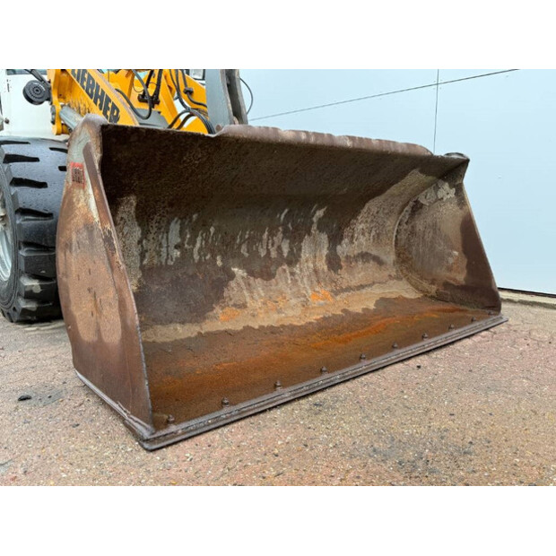 2015 Liebherr L509-43918893